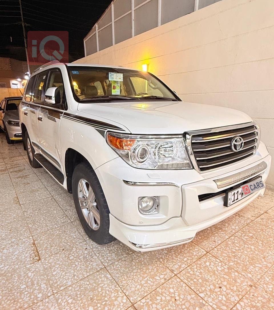 تويوتا لاندكروزر